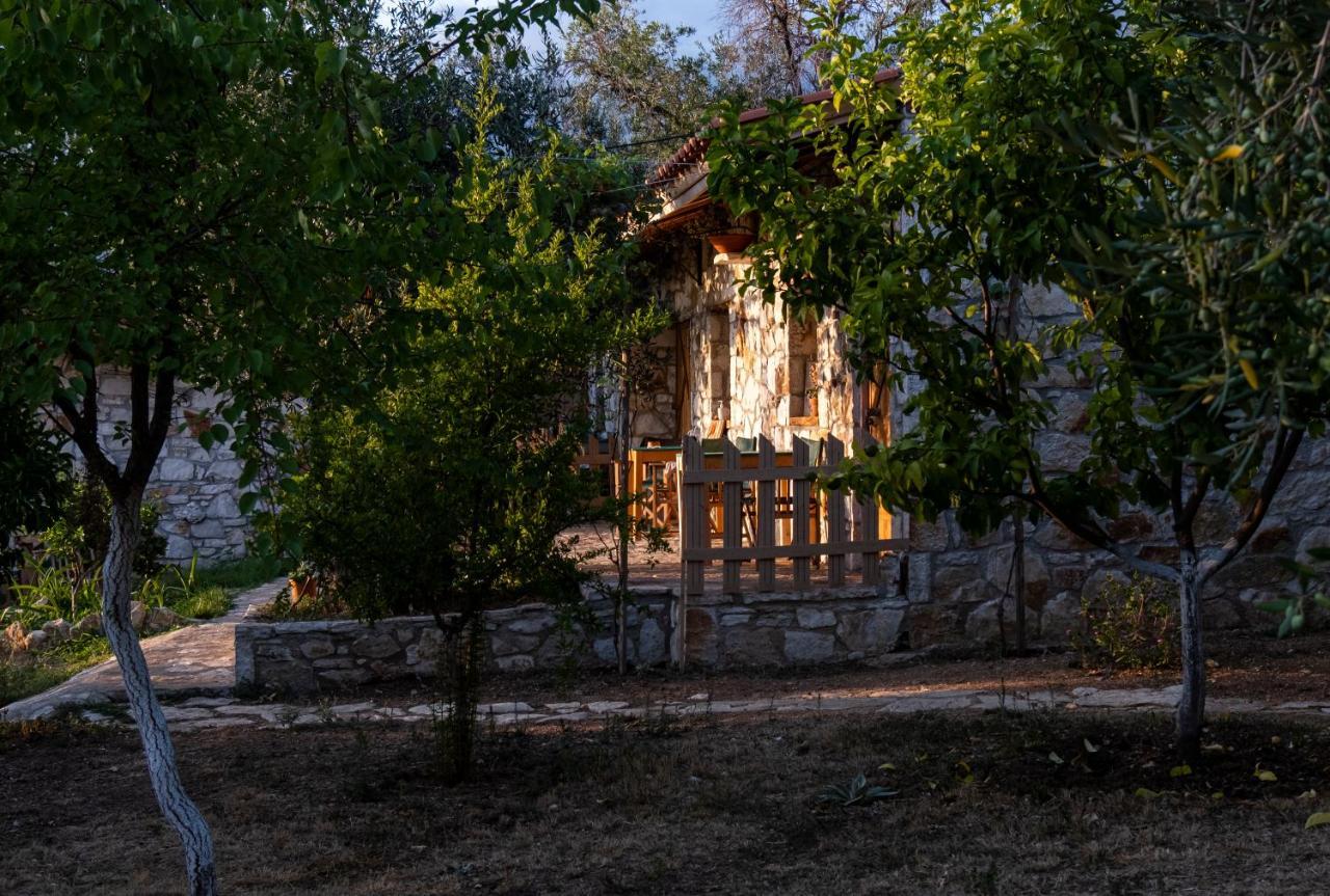 Filoxenia - The Place Of Experience Himarë Exterior foto